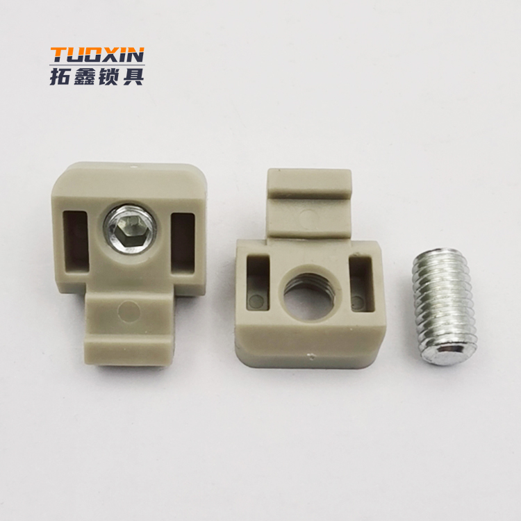 Base plate accessories